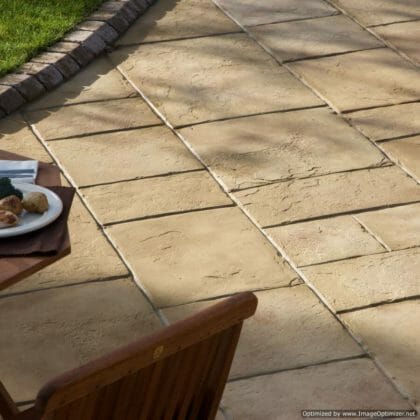 Yorkstone-coach-house-garden-paving