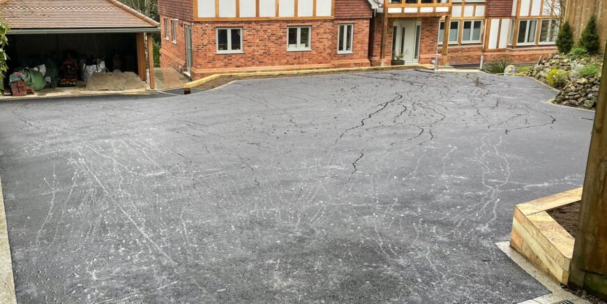 Tarmac Driveways